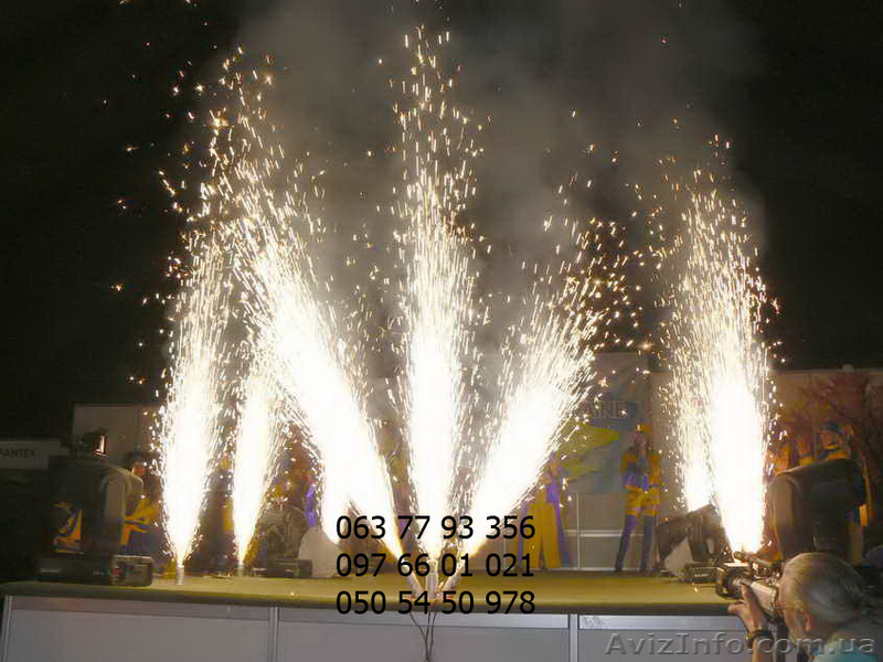 Фонтани "холодні" піротехнічні - оформлення першого танцю на весілля. - <ro>Изображение</ro><ru>Изображение</ru> #1, <ru>Объявление</ru> #111769