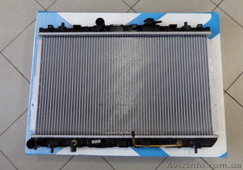 hyundai Coupe радиатор радіатори авторадиатор Tiburon - <ro>Изображение</ro><ru>Изображение</ru> #1, <ru>Объявление</ru> #1268227