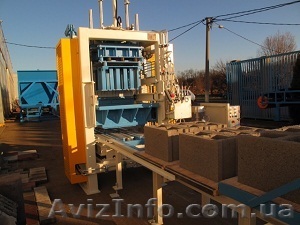 Стационарная машина по производству блоков  SUMAB E-300 - <ro>Изображение</ro><ru>Изображение</ru> #1, <ru>Объявление</ru> #1326609