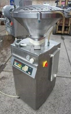 Б/у шприц вакуумный роторный Frey Konti 100 с перекрутчиком - <ro>Изображение</ro><ru>Изображение</ru> #1, <ru>Объявление</ru> #1685057