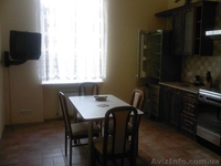 3 комнаты  ул. Фредра 900 у.о. - <ro>Изображение</ro><ru>Изображение</ru> #5, <ru>Объявление</ru> #160753