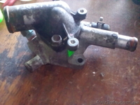 Корпус термостата Opel Combo Nissan  Astra,  Renault,  Mazda,  Ford Mondeo від 3 - <ro>Изображение</ro><ru>Изображение</ru> #1, <ru>Объявление</ru> #1447840