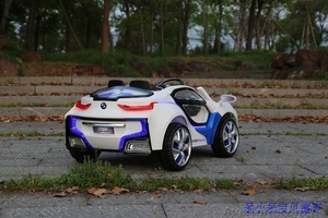 Срочно Детский  электромобиль BMW 958 - <ro>Изображение</ro><ru>Изображение</ru> #2, <ru>Объявление</ru> #1107283