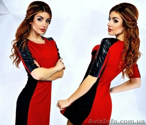 Платье с кожаными вставками