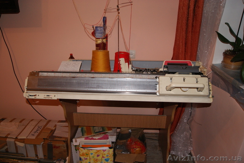 Вязальна машинка Toyota KS858/KR506  - <ro>Изображение</ro><ru>Изображение</ru> #1, <ru>Объявление</ru> #81640
