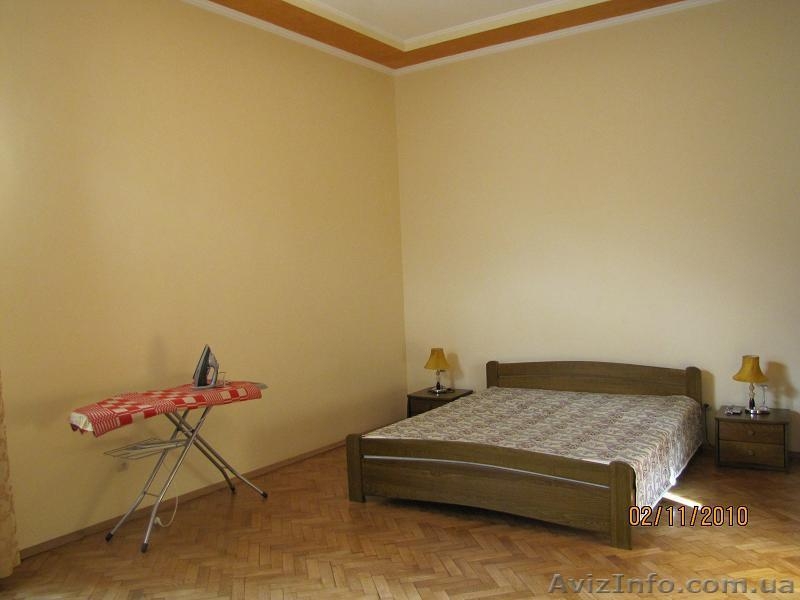 3 комнаты  ул.Листопадового Чина  1000 у.о. - <ro>Изображение</ro><ru>Изображение</ru> #5, <ru>Объявление</ru> #160775