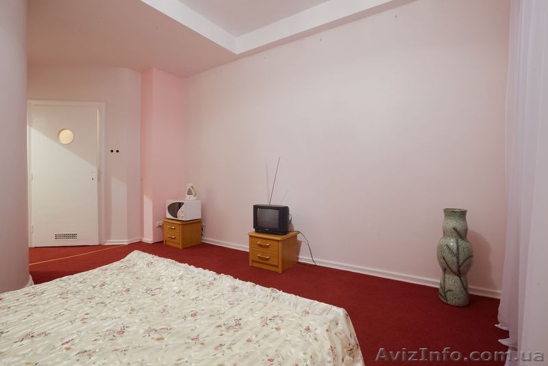 Аренда квартир Львов.Посуточная аренда в центре Львова.Сдам квартиру. - <ro>Изображение</ro><ru>Изображение</ru> #2, <ru>Объявление</ru> #175694