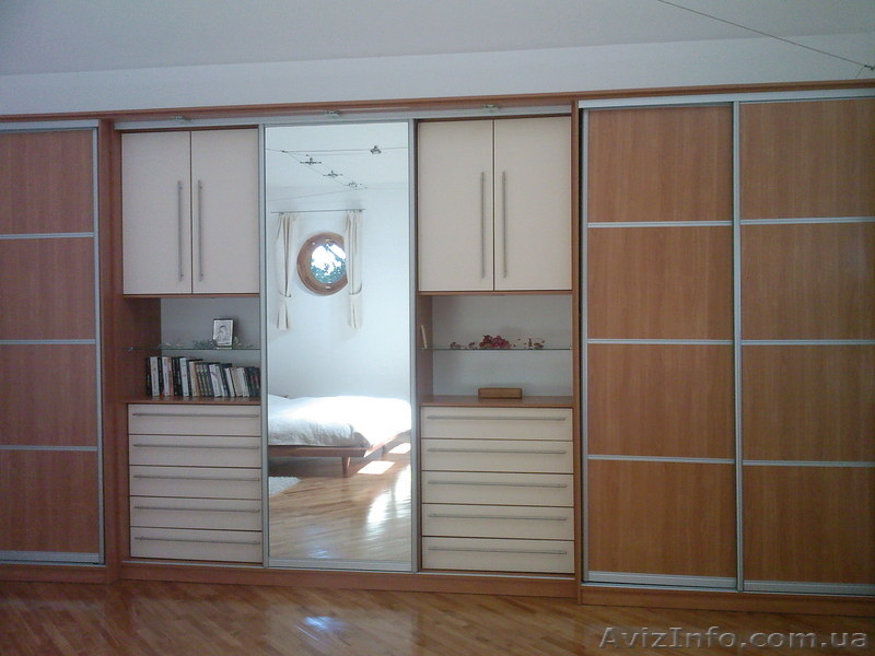 5 комнат ул. Глибова (центр) 1500 у.о. - <ro>Изображение</ro><ru>Изображение</ru> #1, <ru>Объявление</ru> #160789