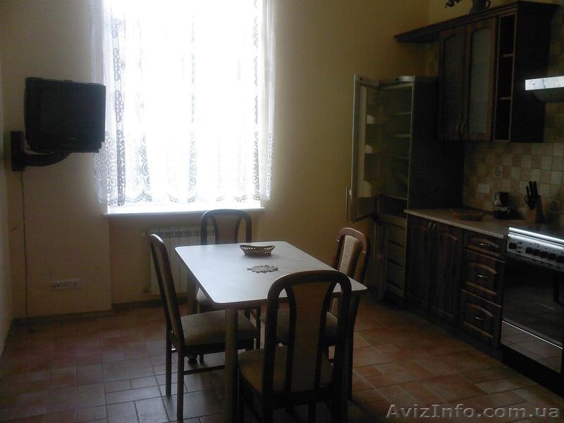 3 комнаты  ул. Фредра 900 у.о. - <ro>Изображение</ro><ru>Изображение</ru> #5, <ru>Объявление</ru> #160753