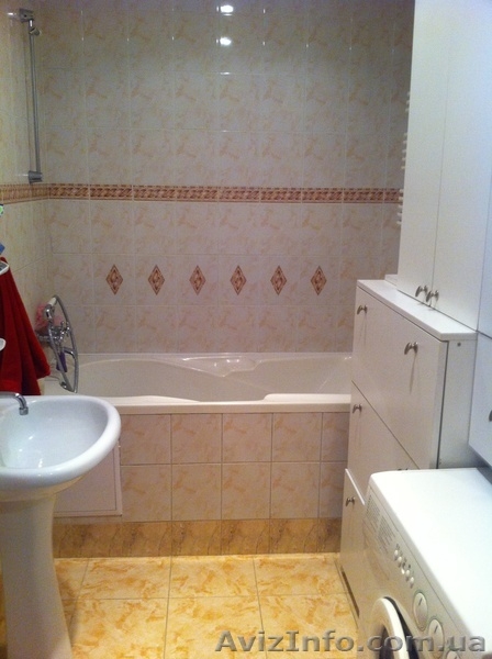 здам 1/2 особняка - <ro>Изображение</ro><ru>Изображение</ru> #3, <ru>Объявление</ru> #558486