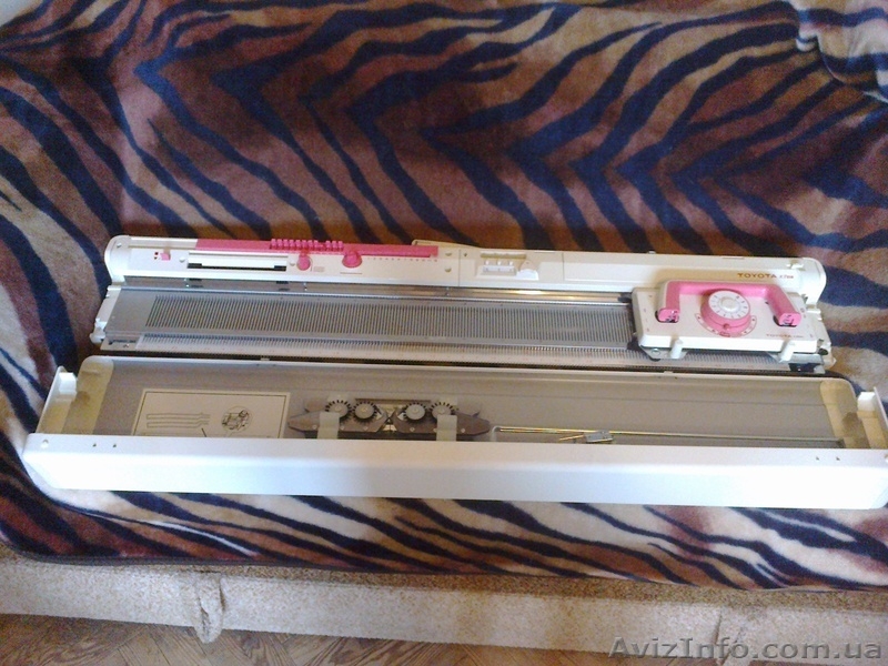 вязальная машина toyota ks 858 - <ro>Изображение</ro><ru>Изображение</ru> #1, <ru>Объявление</ru> #738227
