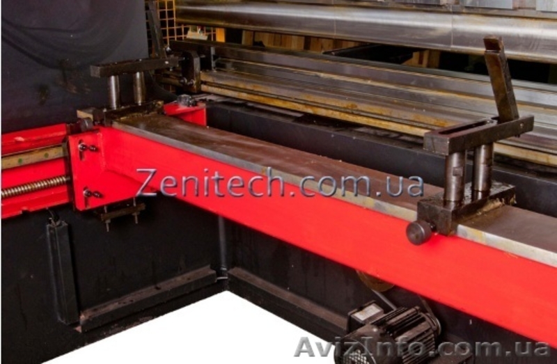 Гидравлические гибочные пресса с контроллером Yangli WC67K 63/2500 - <ro>Изображение</ro><ru>Изображение</ru> #8, <ru>Объявление</ru> #813501