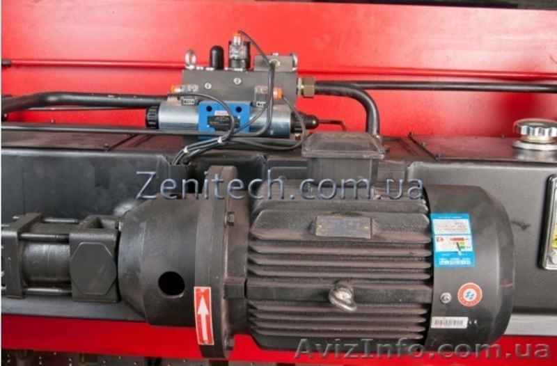 Гидравлические гибочные пресса с контроллером Yangli WC67K 63/2500 - <ro>Изображение</ro><ru>Изображение</ru> #9, <ru>Объявление</ru> #813501