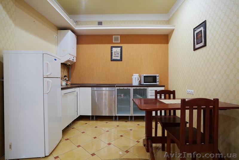 Посуточная аренда квартиры  в центре города - <ro>Изображение</ro><ru>Изображение</ru> #5, <ru>Объявление</ru> #920463