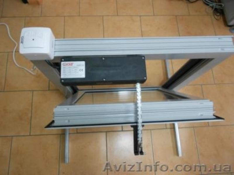 Механізм фрамуги електричний (комплект Varia). - <ro>Изображение</ro><ru>Изображение</ru> #1, <ru>Объявление</ru> #1014722