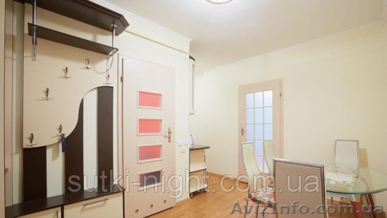 Львов. Двухкомнатная квартира в Галицком районе - <ro>Изображение</ro><ru>Изображение</ru> #5, <ru>Объявление</ru> #1071016