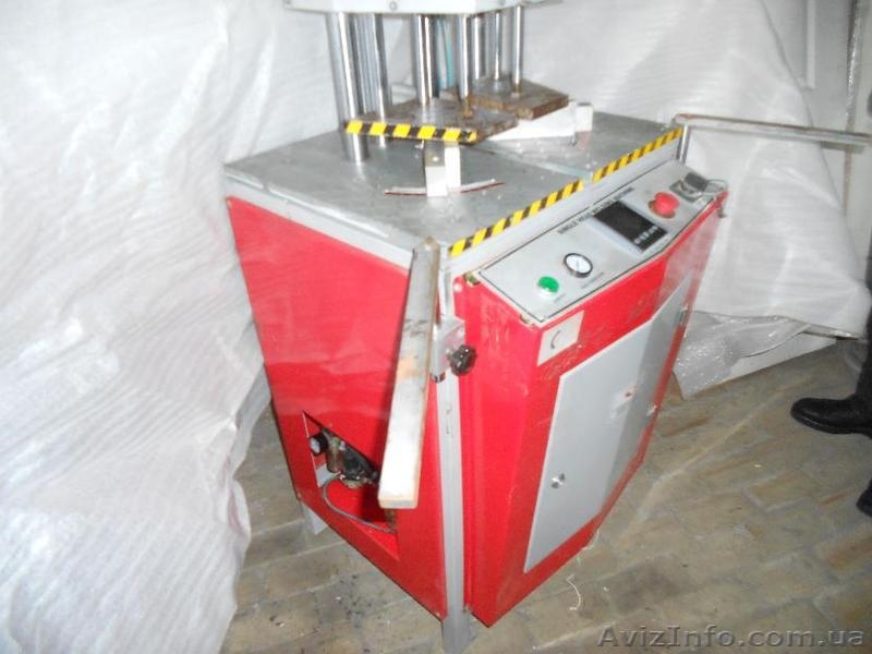 Станки фірми ALKOM для виготовлення металопластикових вікон - <ro>Изображение</ro><ru>Изображение</ru> #1, <ru>Объявление</ru> #1114410