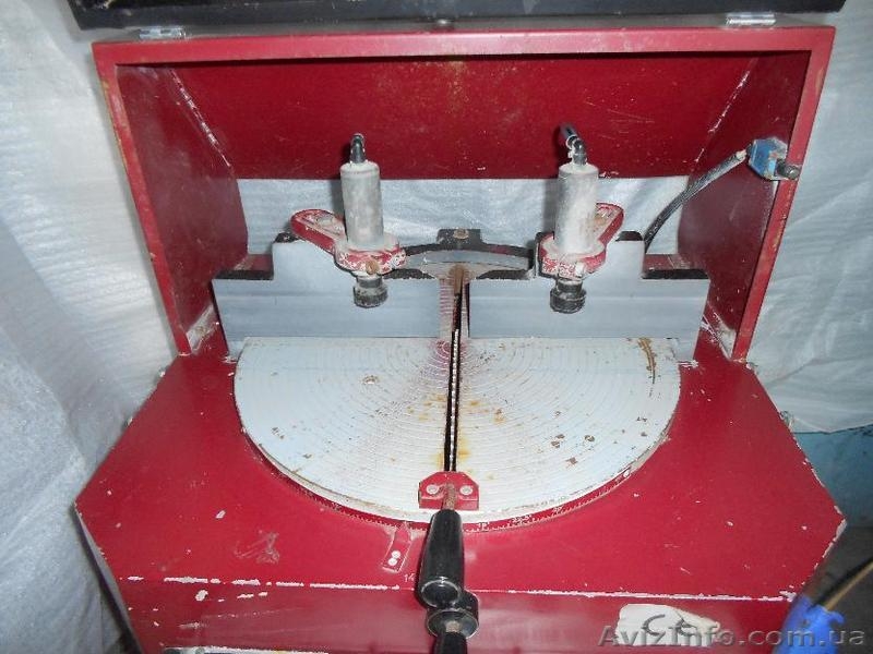 Станки фірми ALKOM для виготовлення металопластикових вікон - <ro>Изображение</ro><ru>Изображение</ru> #5, <ru>Объявление</ru> #1114410