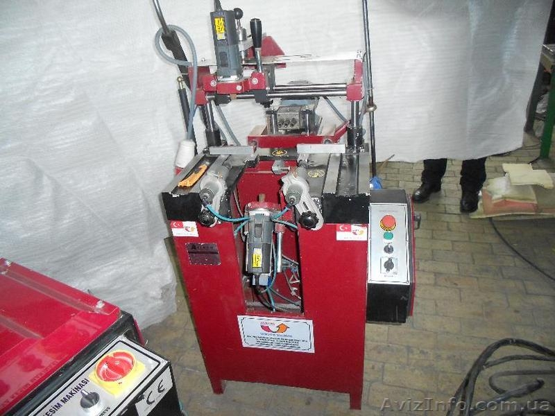 Станки фірми ALKOM для виготовлення металопластикових вікон - <ro>Изображение</ro><ru>Изображение</ru> #7, <ru>Объявление</ru> #1114410