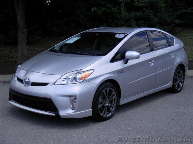2012 Toyota Prius 3 хэтчбек - <ro>Изображение</ro><ru>Изображение</ru> #1, <ru>Объявление</ru> #1138767