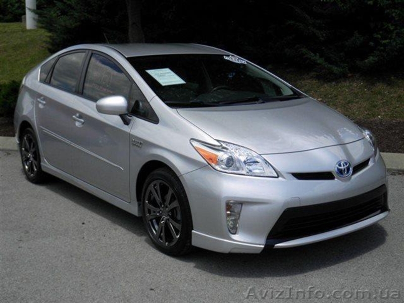 2012 Toyota Prius 3 хэтчбек - <ro>Изображение</ro><ru>Изображение</ru> #3, <ru>Объявление</ru> #1138767