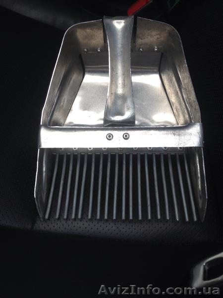 Прибор ручной комбайн совок для сбора ягод черники - <ro>Изображение</ro><ru>Изображение</ru> #1, <ru>Объявление</ru> #1252466