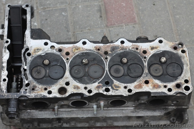 ГБЦ Головка блока Mercedes 190 2.0d 2.0td OM601 124 2.0d 2.0td - <ro>Изображение</ro><ru>Изображение</ru> #3, <ru>Объявление</ru> #1328580
