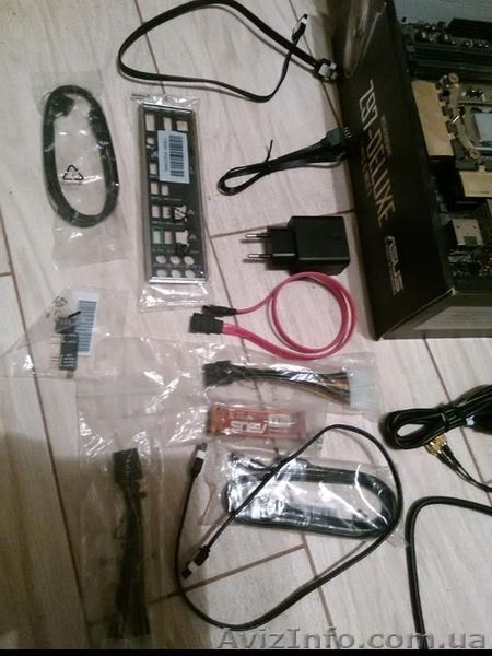 Продам Материнскую плату ASUS Z97 Deluxe (NFC & WLC) (S1150/Z97/ATX) - <ro>Изображение</ro><ru>Изображение</ru> #2, <ru>Объявление</ru> #1477364