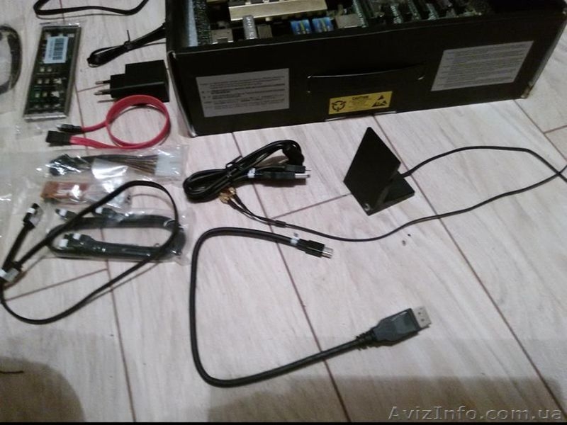 Продам Материнскую плату ASUS Z97 Deluxe (NFC & WLC) (S1150/Z97/ATX) - <ro>Изображение</ro><ru>Изображение</ru> #3, <ru>Объявление</ru> #1477364