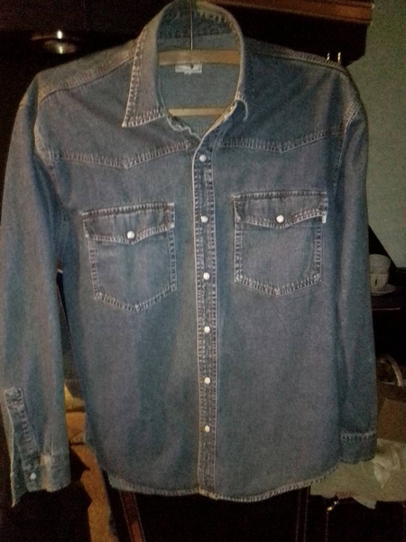 Джинсовая рубашка - <ro>Изображение</ro><ru>Изображение</ru> #1, <ru>Объявление</ru> #1711838