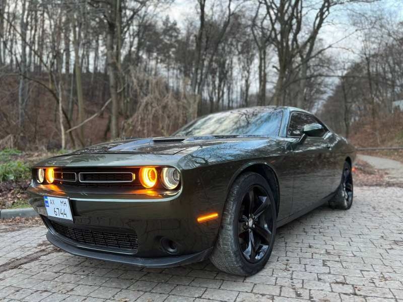 Dodge Challenger 2016 v=3.6 идеальный - <ro>Изображение</ro><ru>Изображение</ru> #1, <ru>Объявление</ru> #1736449