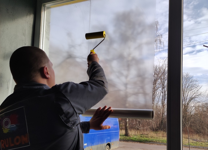 Плівка самоклеюча захисна напівпрозора (універсальна) RULON 12 м² - <ro>Изображение</ro><ru>Изображение</ru> #1, <ru>Объявление</ru> #1739887